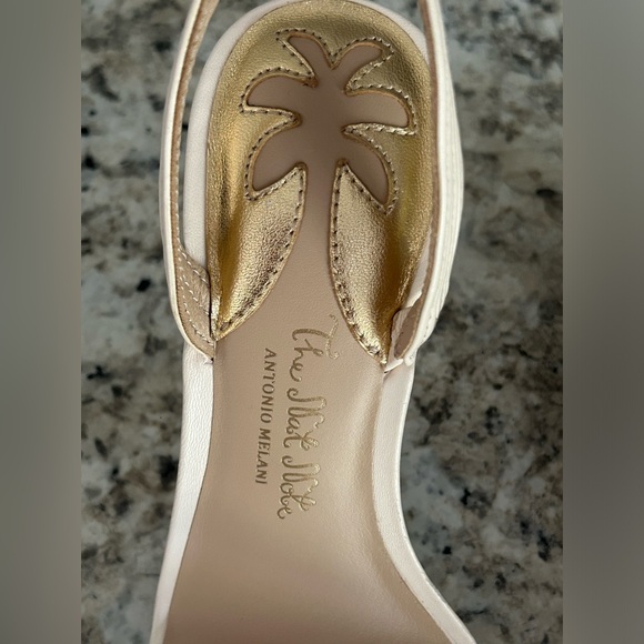 New Antonio Melani Nat Note, Granada Leather Heel Sandal in Sweet Cream Size 7.5 - Picture 3 of 11
